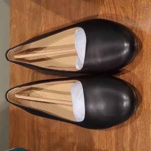 Naturalizer Black Leather Flats 9.5W